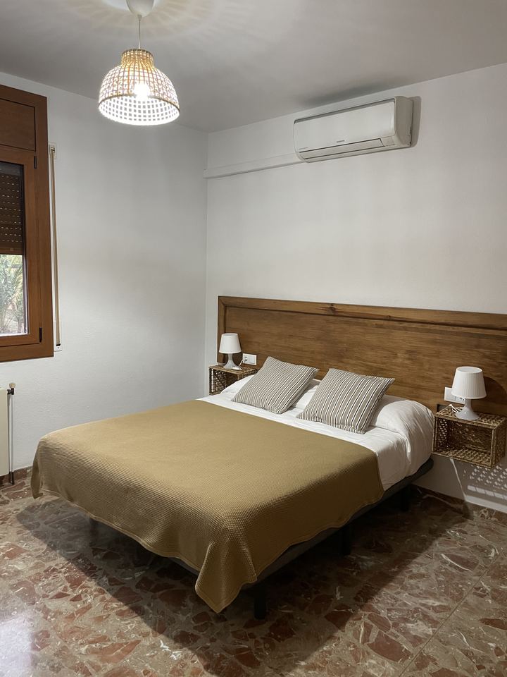 Habitación doble con aire acondicionado
